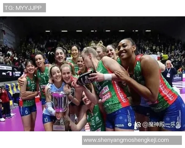 杭州排球队的崛起与发展:探索排球运动的力量与魅力 杭州排球队的崛起与发展:探索排球运动的力量与魅力