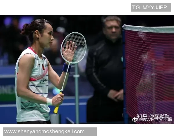 羽毛球的追求与梦想:刘军的深度人生对话与启示 羽毛球的追求与梦想:刘军的深度人生对话与启示