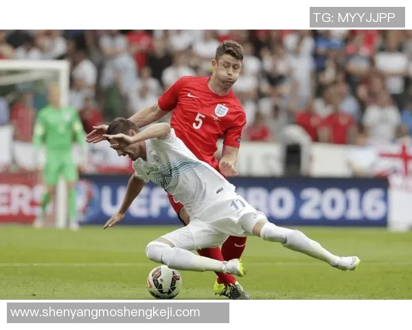 伊朗足球队挑战英格兰明星阵容展现激情对决与精彩瞬间